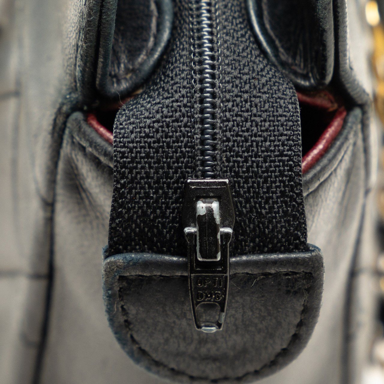 Chanel Quilted Lambskin Shoulder Bag Zwart