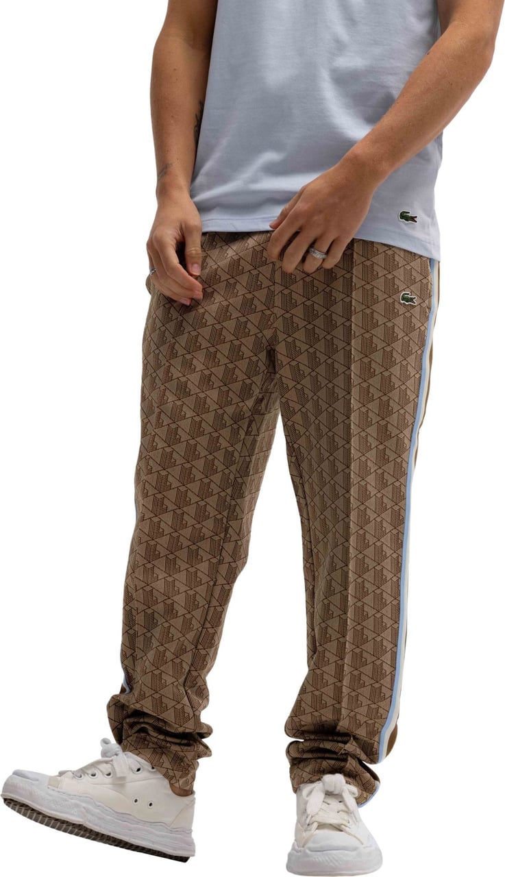 Lacoste pantalon de survetement monogramme 2 Bruin