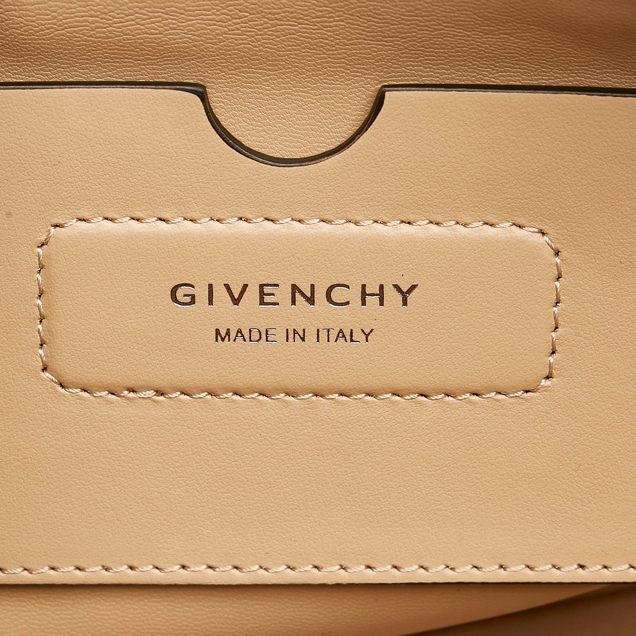 Givenchy Medium ID93 Zwart