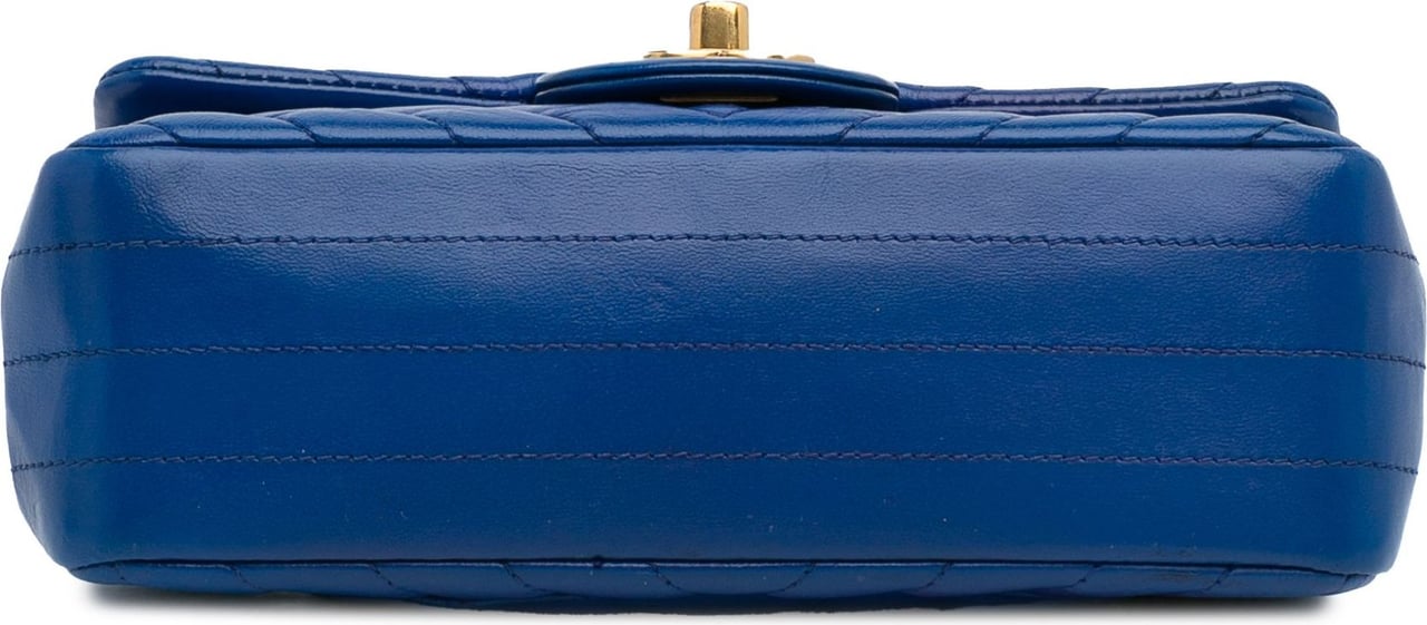 Chanel Mini Chevron Quilted Lambskin Rectangular Flap Bag Blauw