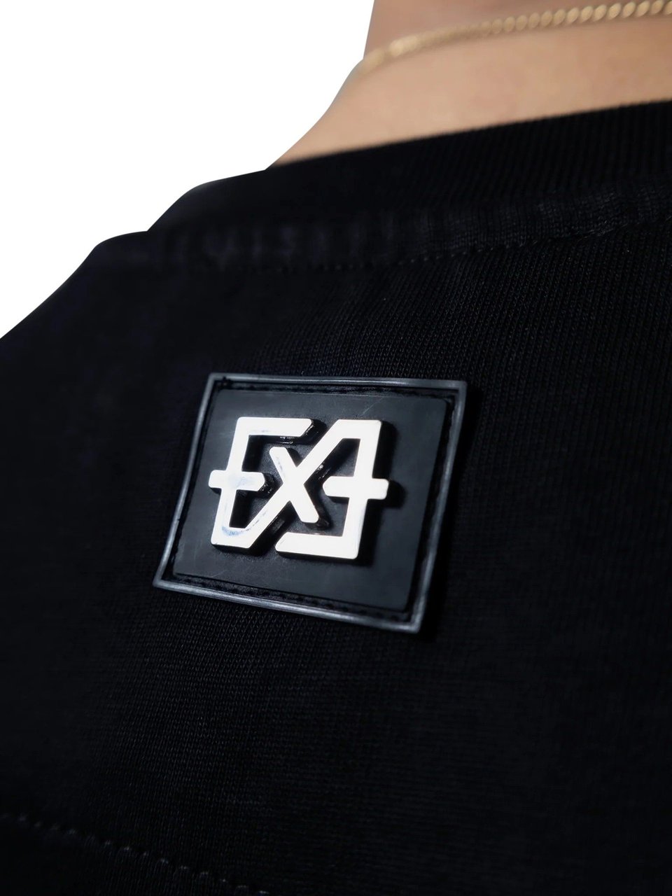 XPLCT Studios Pisces T-Shirt Zwart