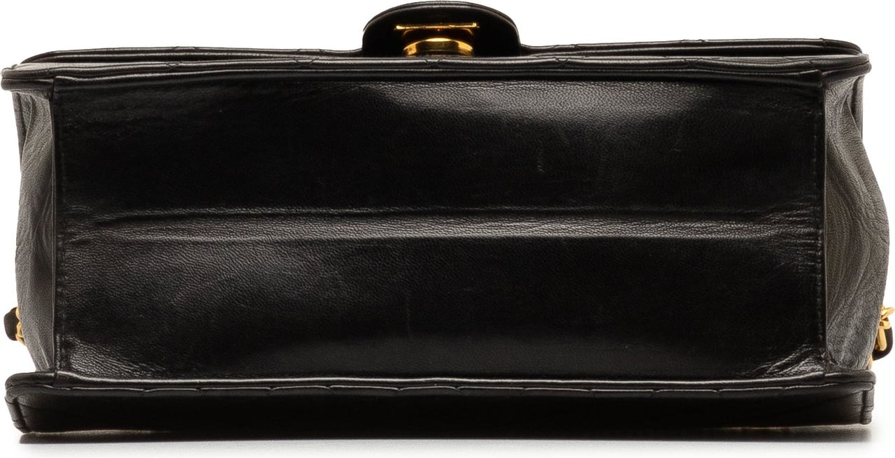 Chanel CC Quilted Lambskin Shoulder Bag Zwart
