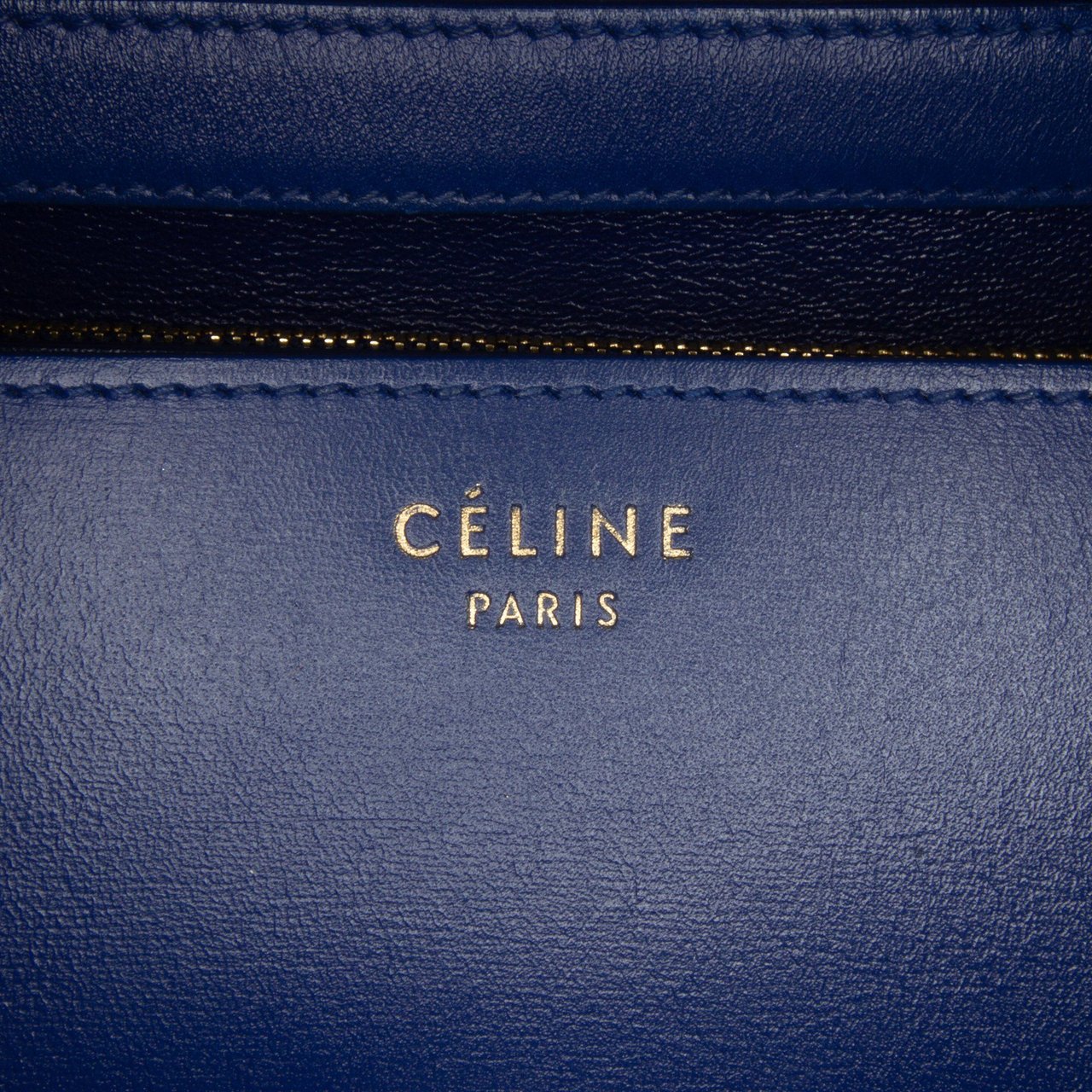 Celine Medium Classic Box Blauw
