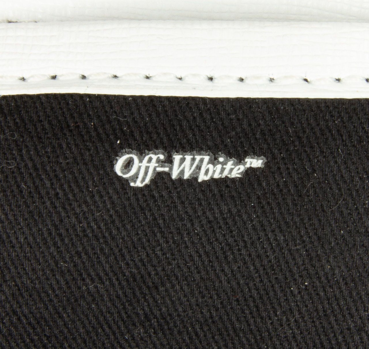 OFF-WHITE Leather Crossbody bag Wit