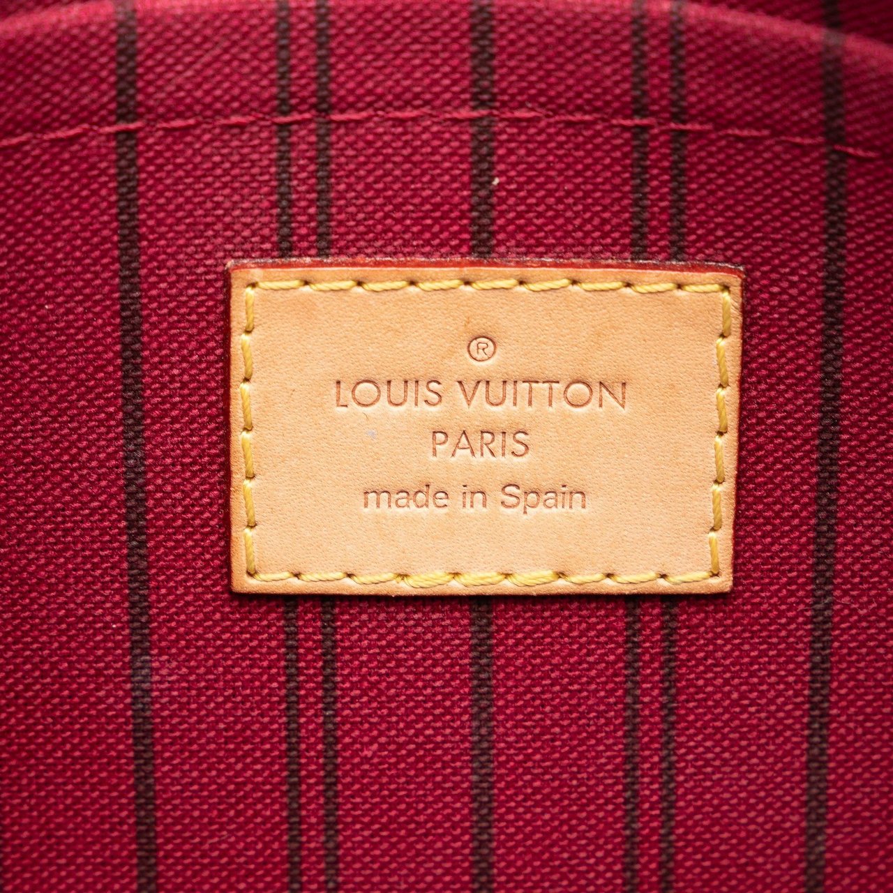 Louis Vuitton Monogram Neverfull Pochette Bruin