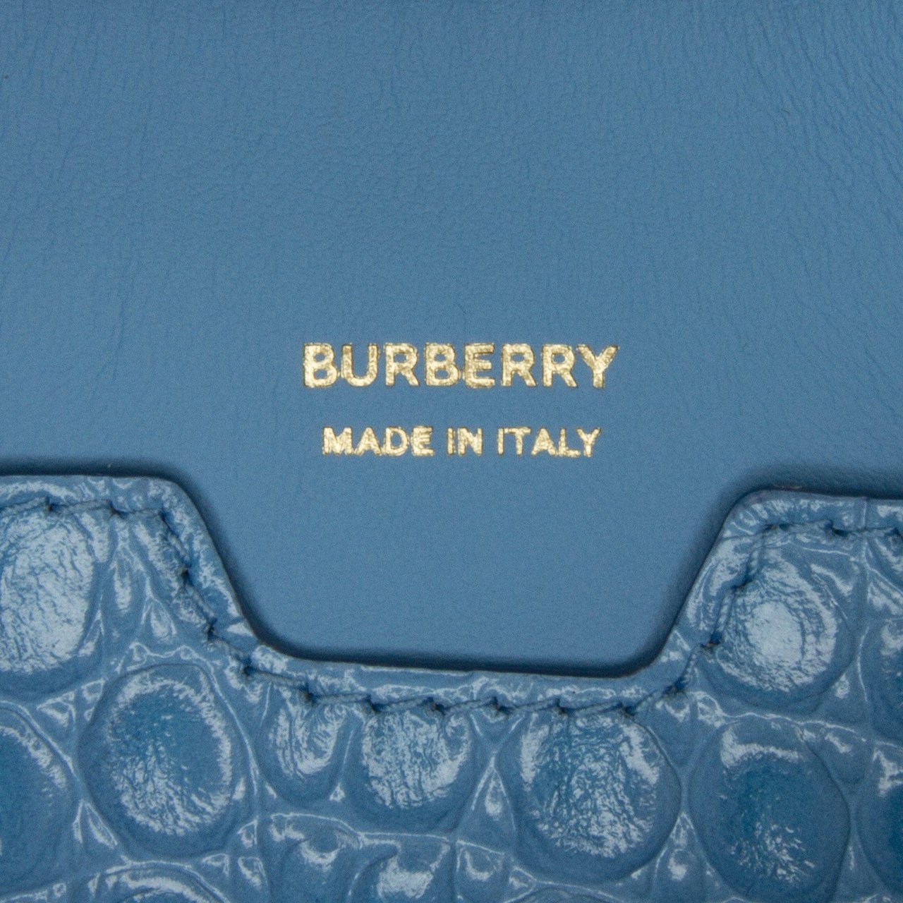 Burberry TB Embossed Shoulder Bag Blauw