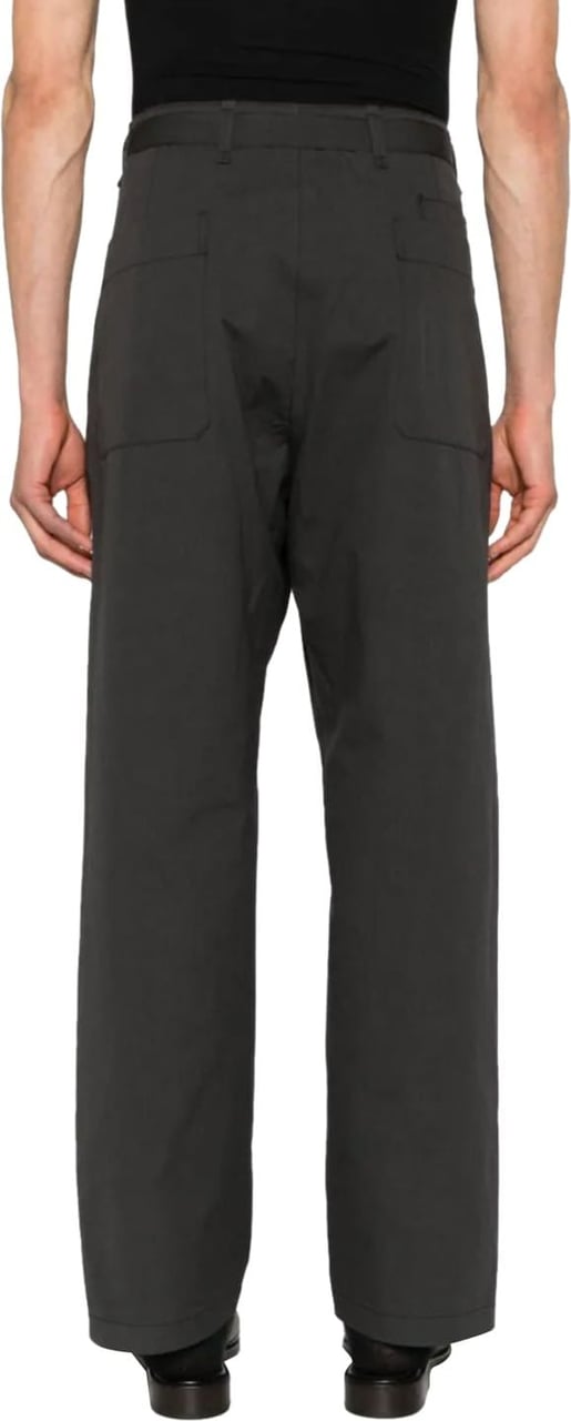 Lemaire Seamless Belted Pants Anthracite Brown Grijs