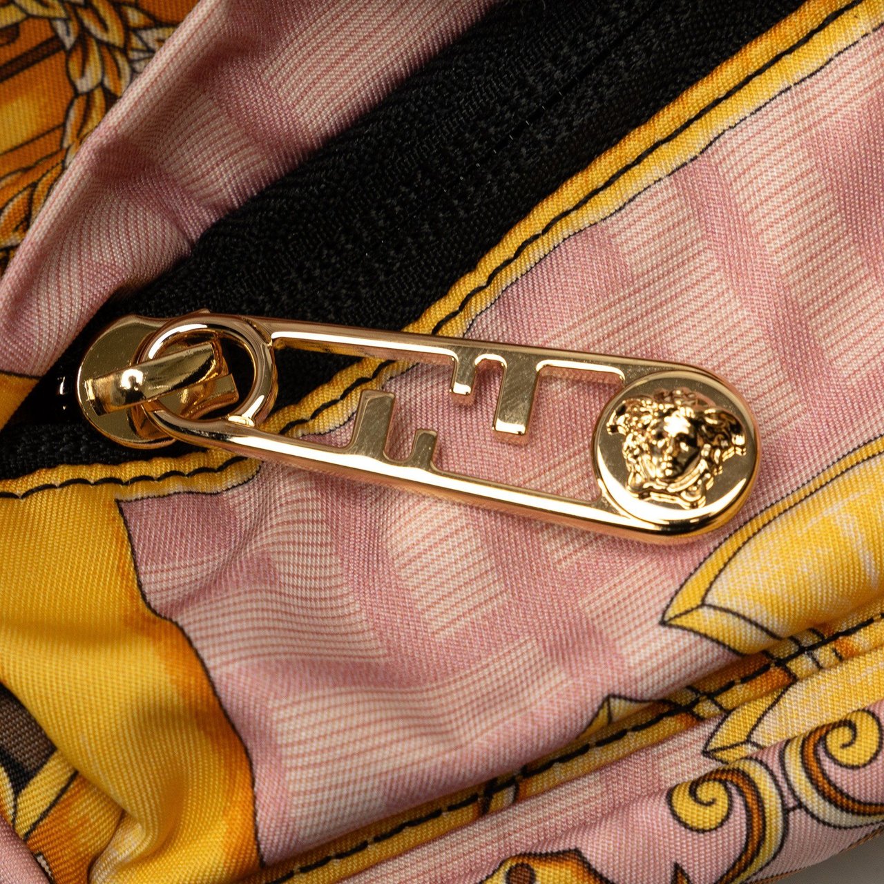 Versace x Versace Mini Fendiness Convertible Backpack Roze