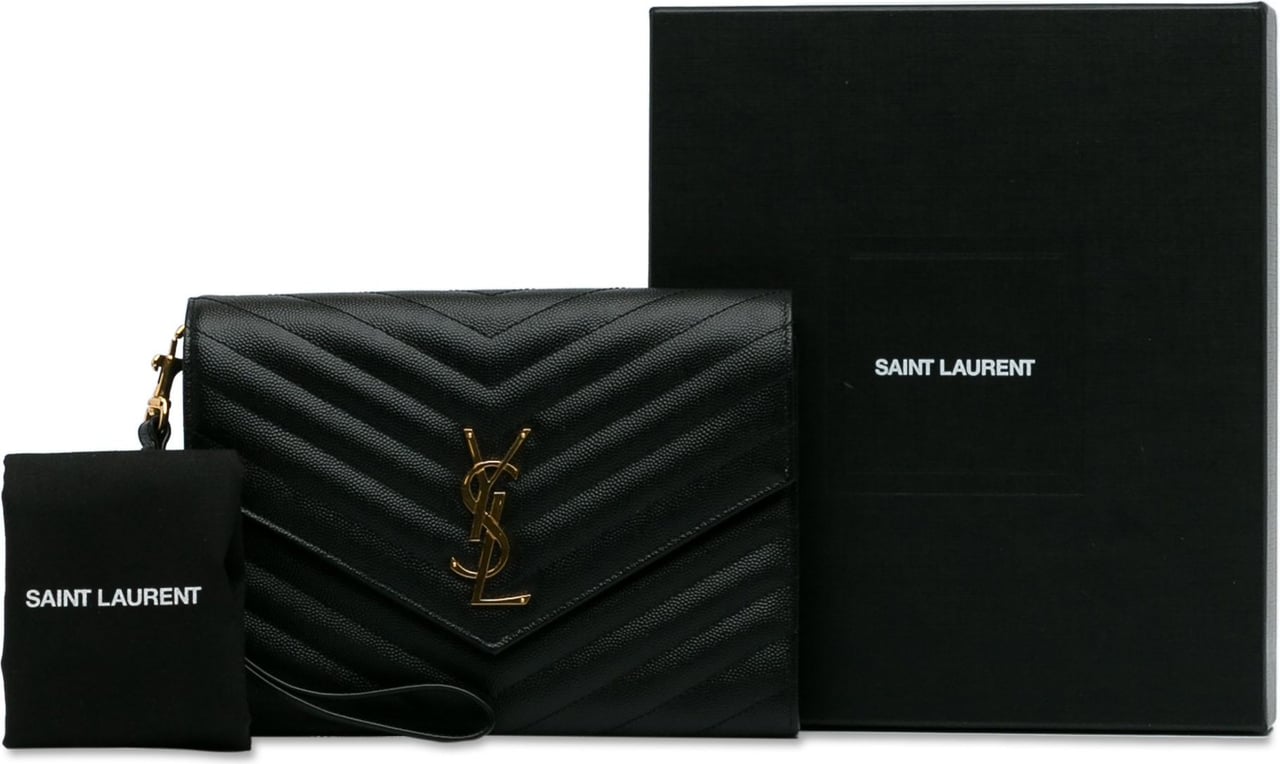 Saint Laurent Monogram Matelasse Envelope Clutch Zwart