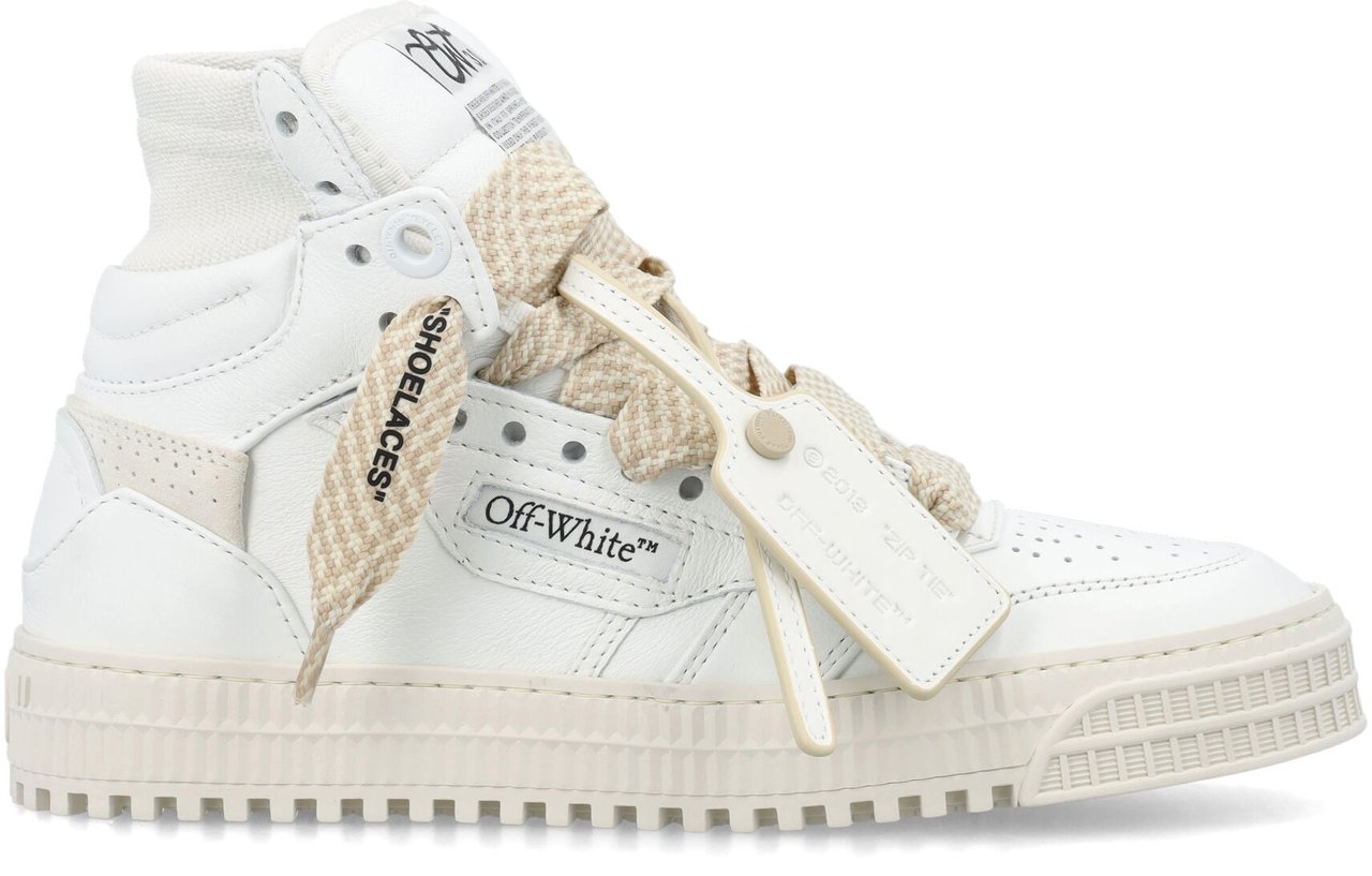 OFF-WHITE OFF COURT BIG LACE Vanaf € 650,-