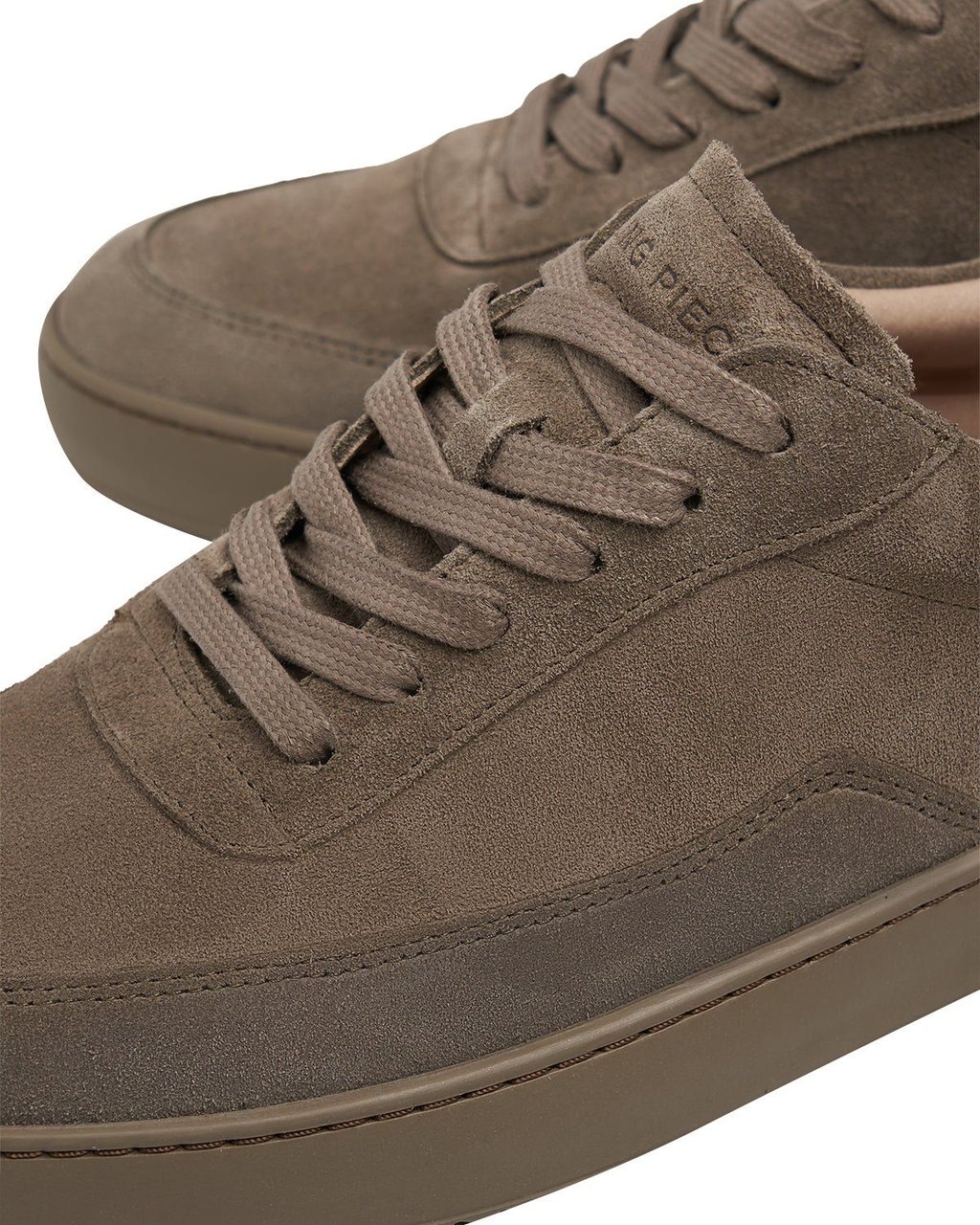 Filling Pieces Mondo Suede All Taupe Bruin