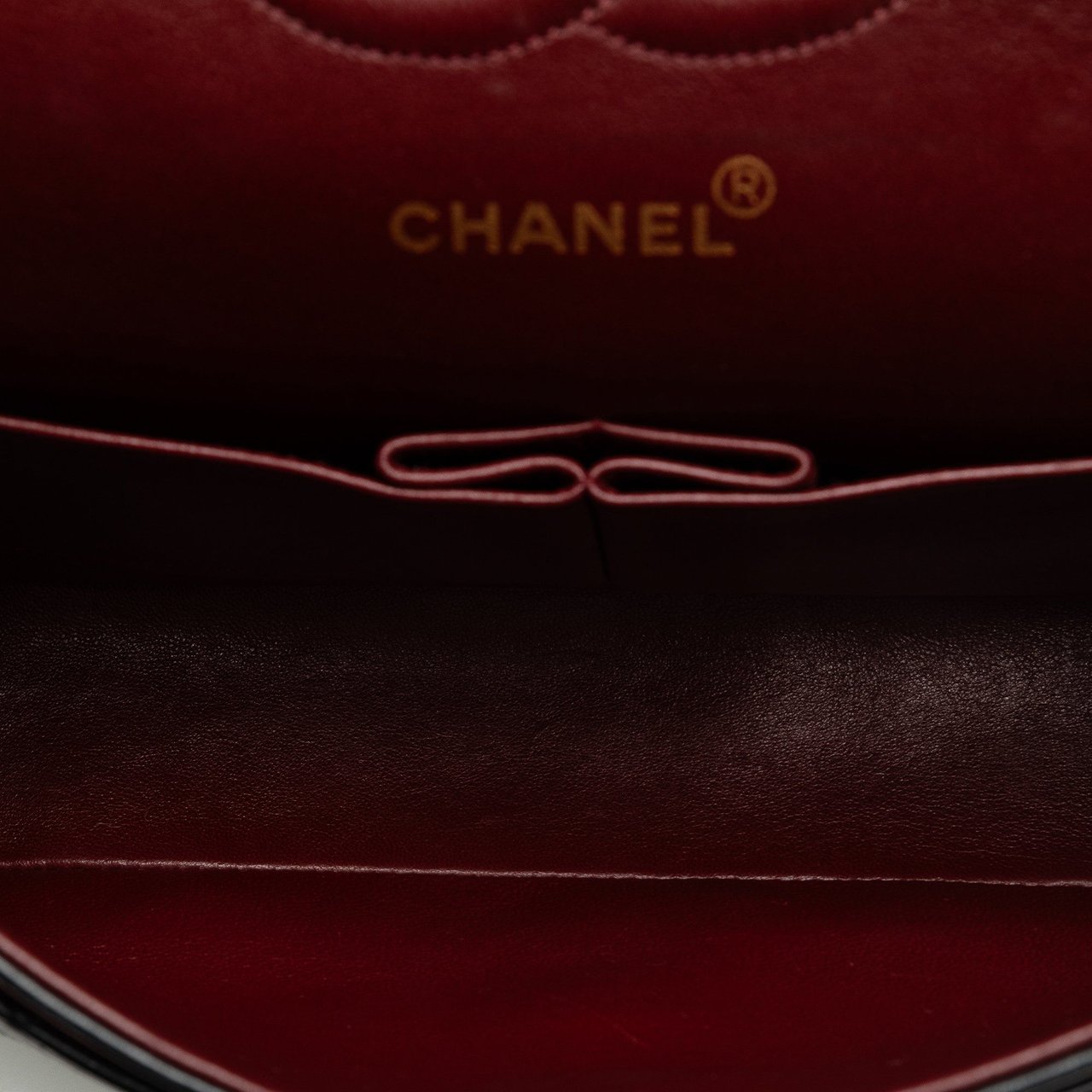 Chanel Medium Classic Lambskin Double Flap Zwart