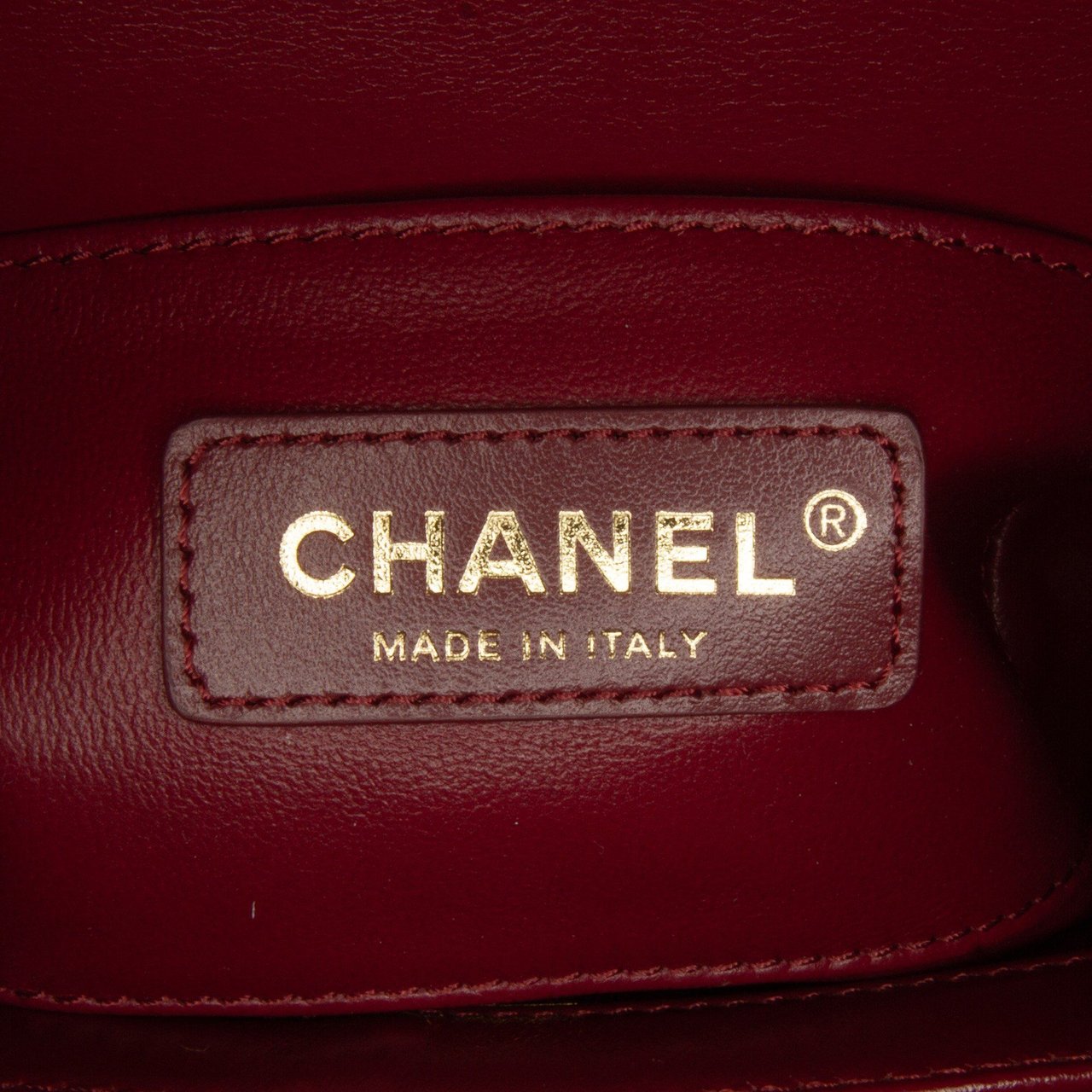 Chanel Mini Perfect Fit Flap Bag Rood