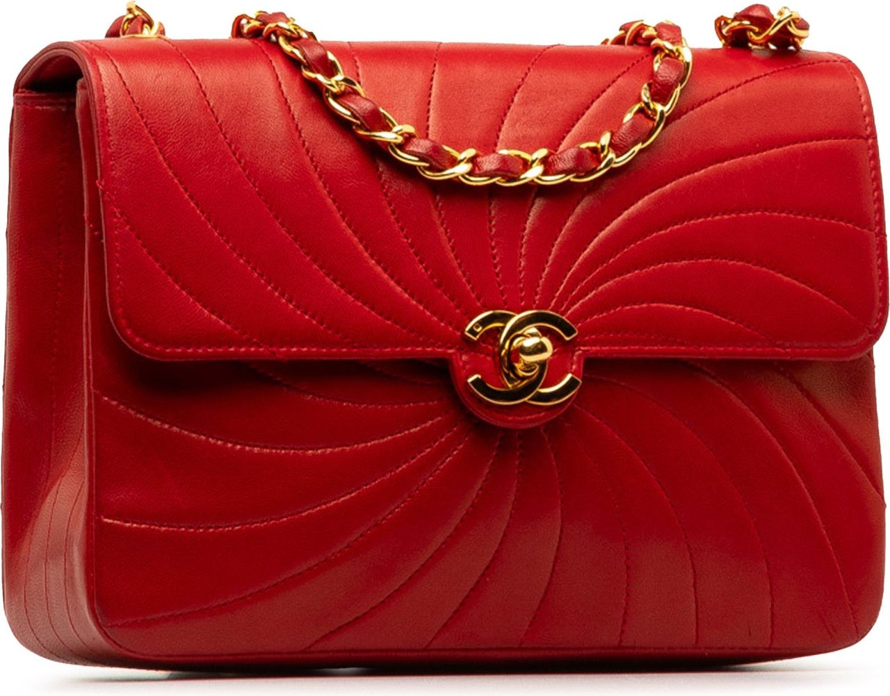 Chanel Spiral Quilted Flap Bag Rood
