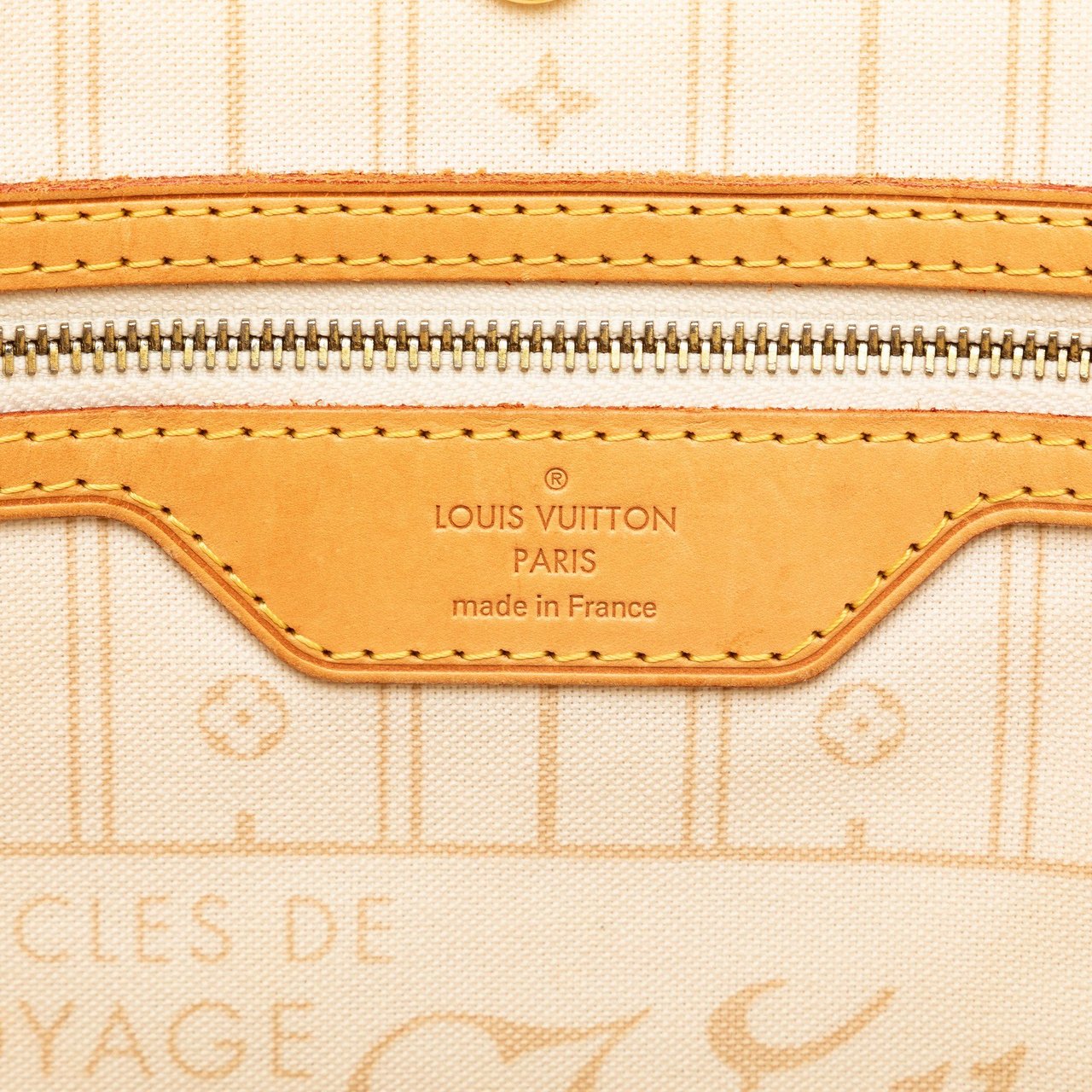 Louis Vuitton Damier Azur Neverfull MM Wit