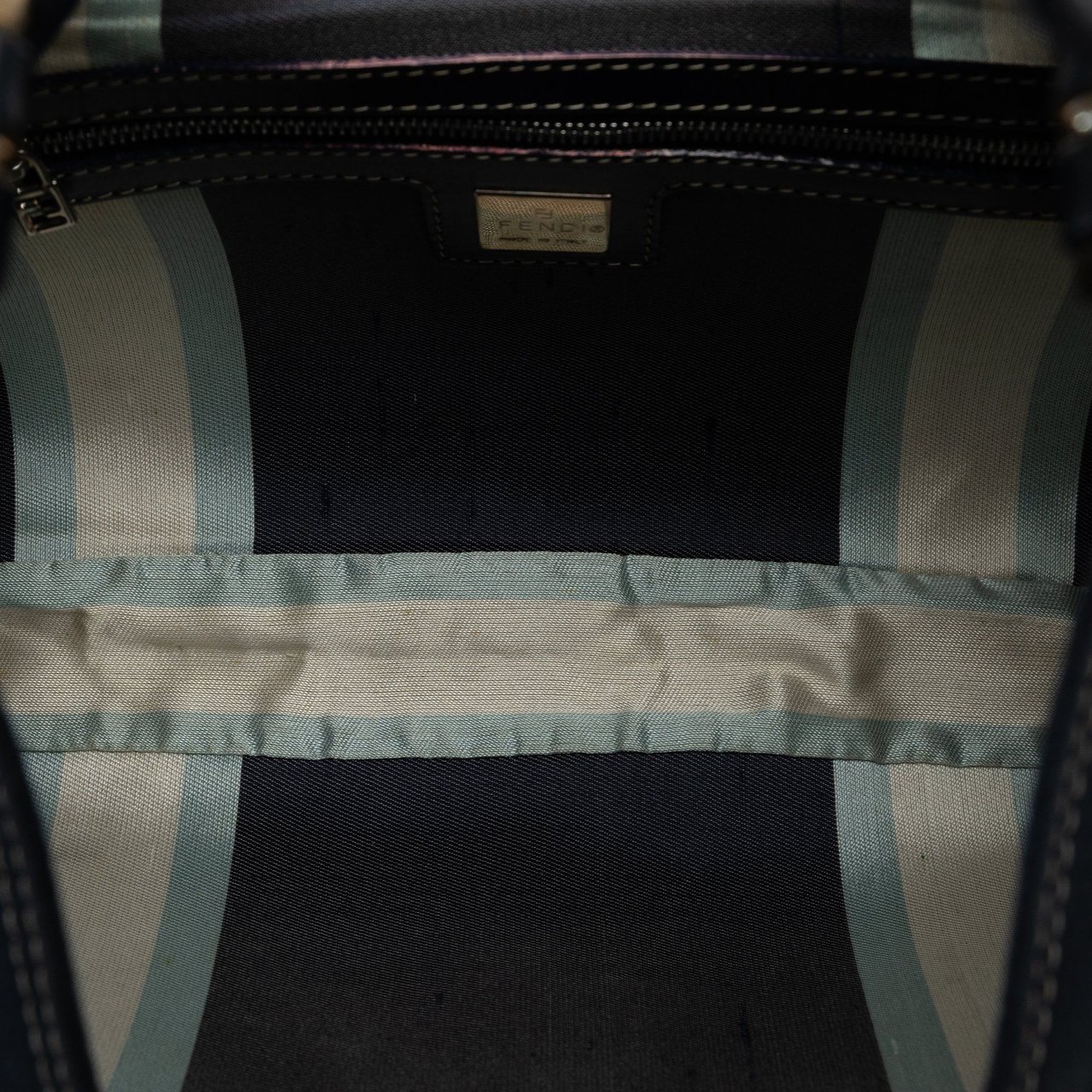 Fendi FF Marble Logo Shoulder Bag Blauw