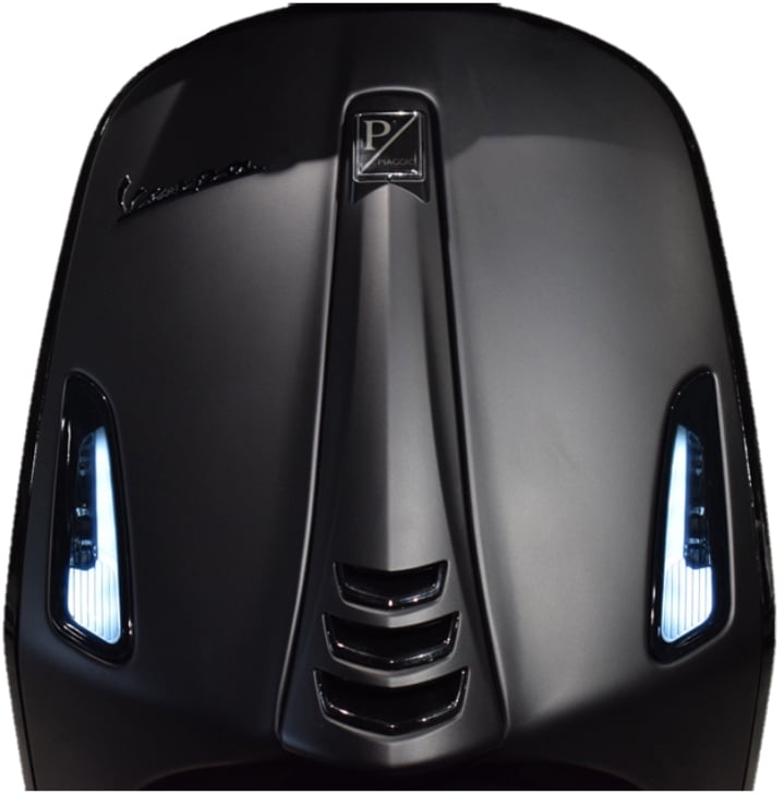 Vespa Sprint S - Black-on-Black - 45km/u Zwart