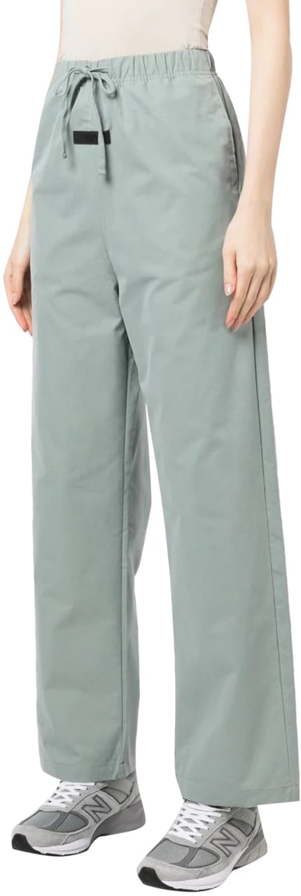 Fear of God Essentials Logo Relaxed Trousers Groen