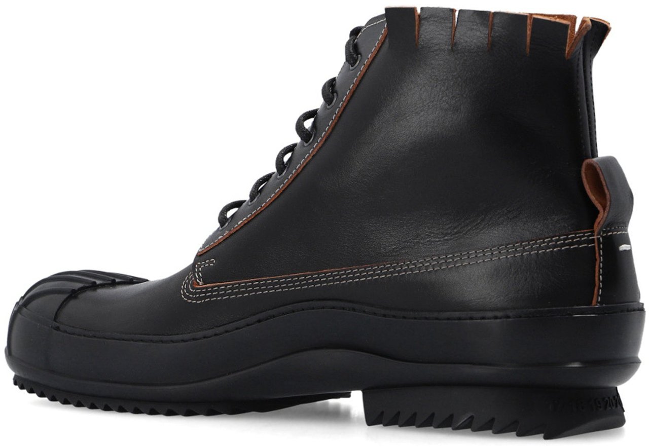 Maison Margiela Maison Margiela Leather High-Top Sneakers Zwart