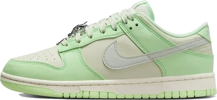 Nike Nike Dunk Low SE Next Nature Sea Glass Groen