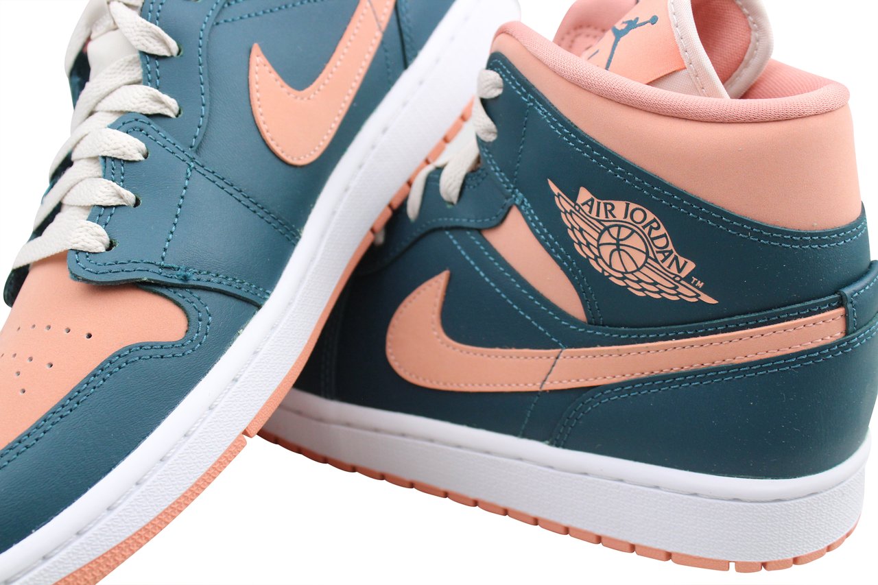Nike Air Jordan 1 Mid 'Dark Teal' (W) Blauw
