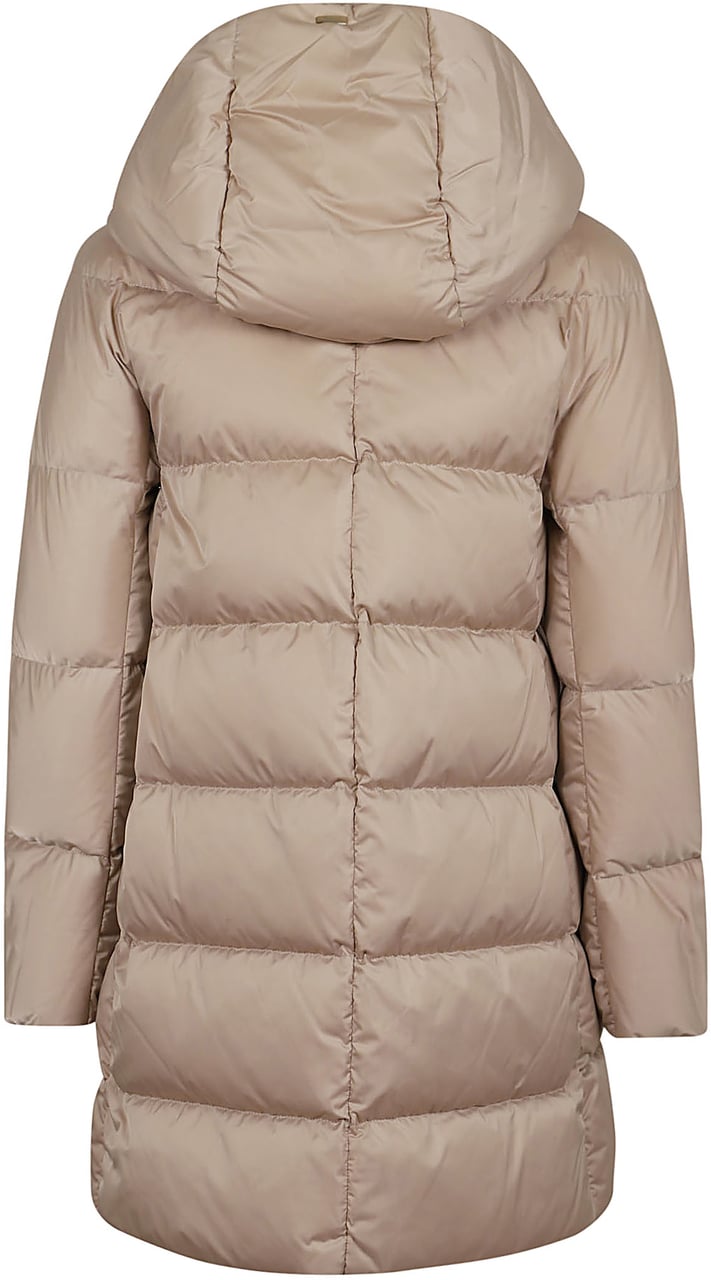 Herno ashape in satin with hood Neutraal