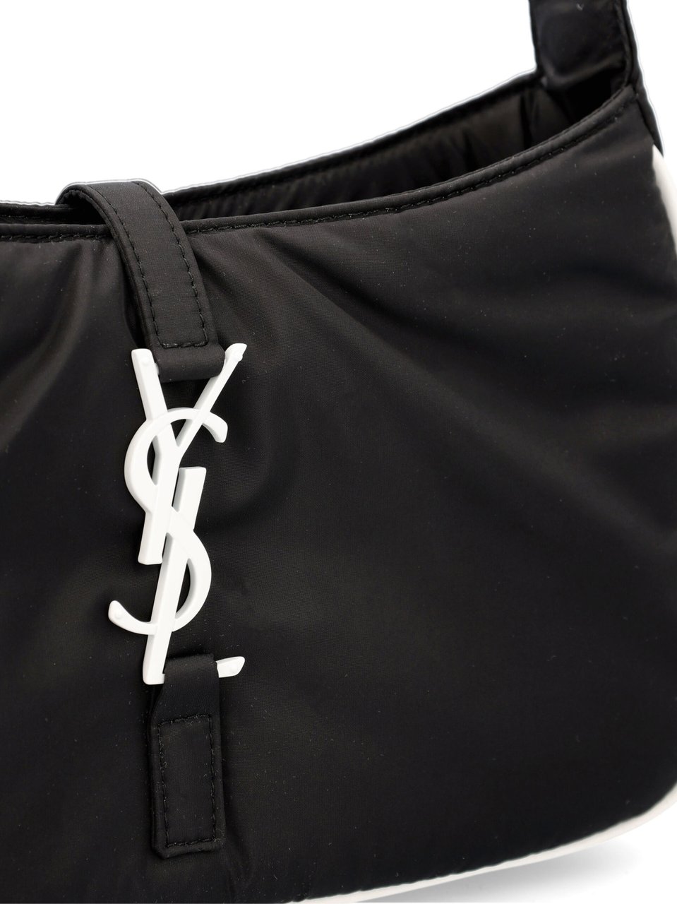 Saint Laurent Le 5 À 7 Logo Shoulder Bag Zwart