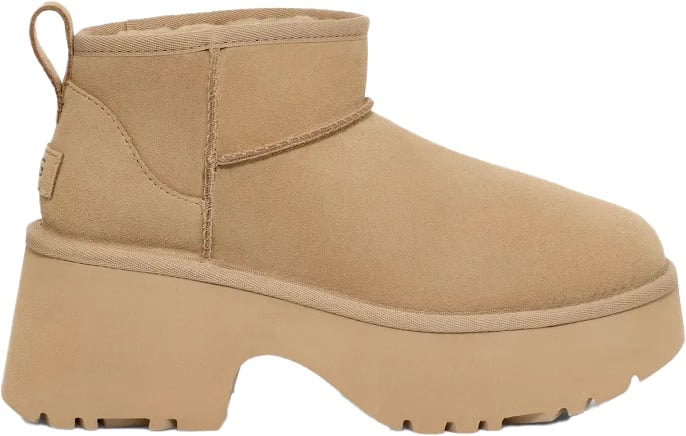 UGG New Heights Mini Bruin