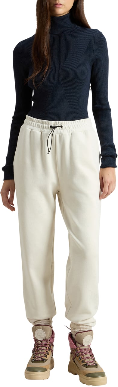 Woolrich Trousers Milky Cream Wit