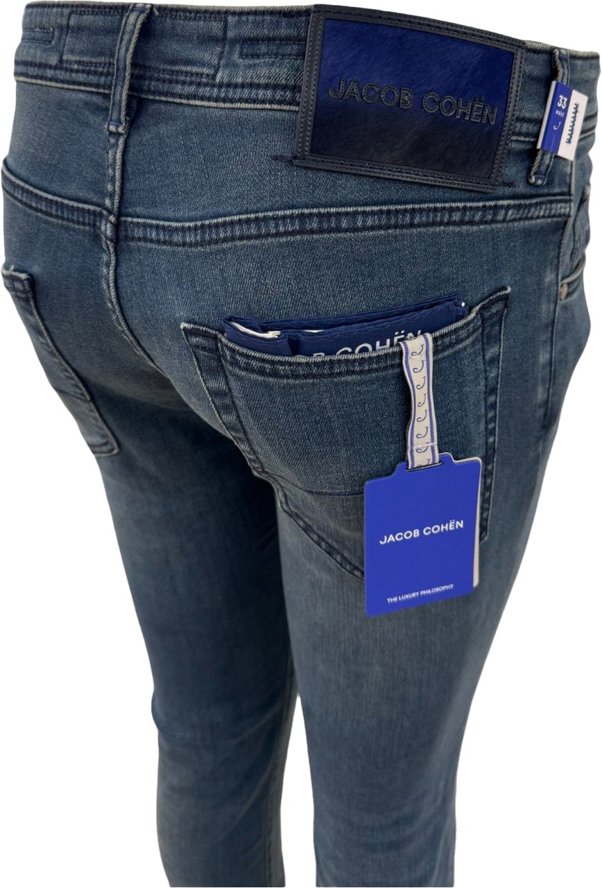Jacob Cohen Nick Slim 912 Blauw