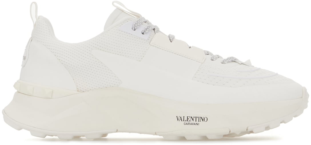 Valentino Valentino Garavani True Act Sneakers Wit