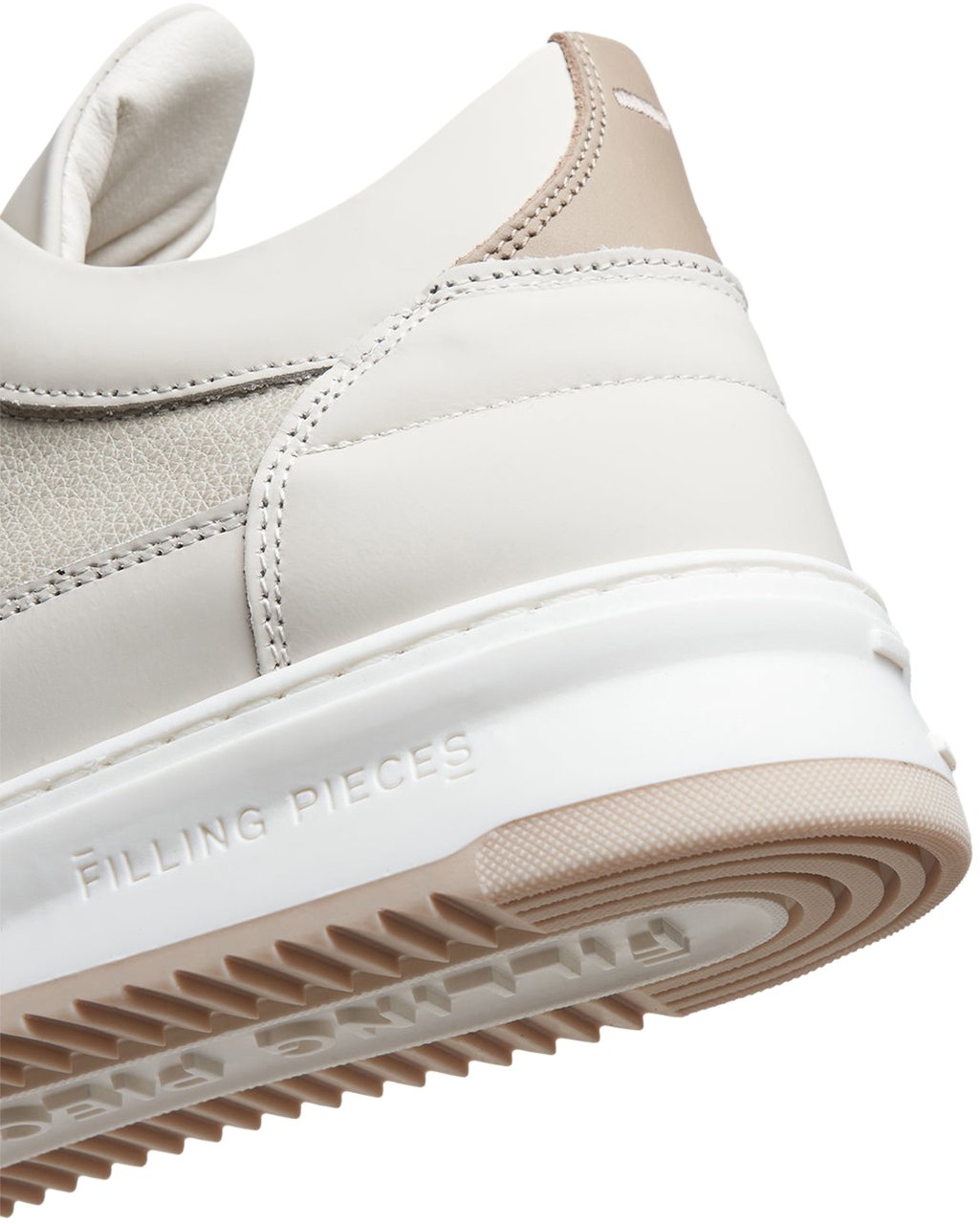 Filling Pieces Low Top Tech Crumbs Off White Wit