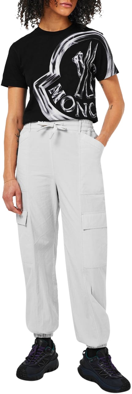 Moncler Cotton Logo Cargo Trousers Grijs