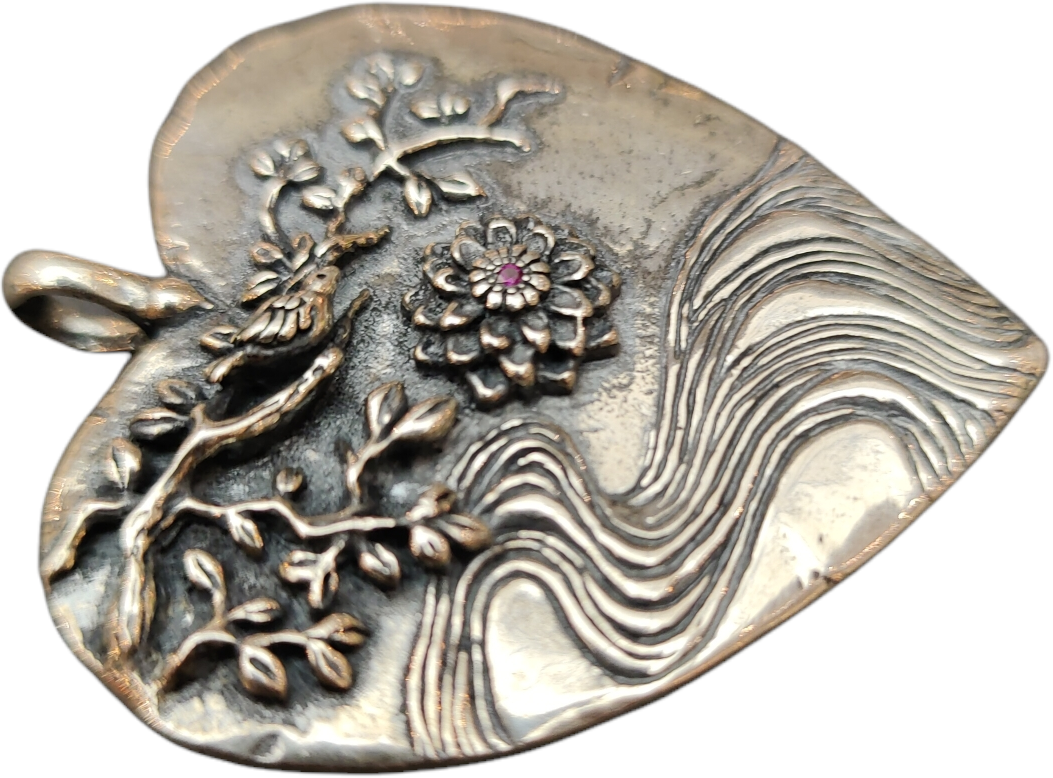 Catherine Michiels Pendentif cœur argent floral rubis Am loving Awareness 0136SS Catherine Michiels Divers
