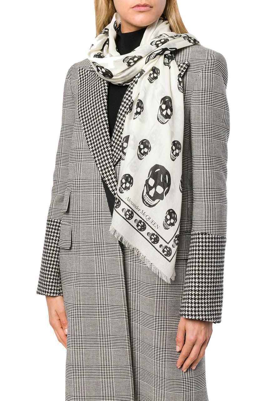 Alexander McQueen Scarfs White Wit