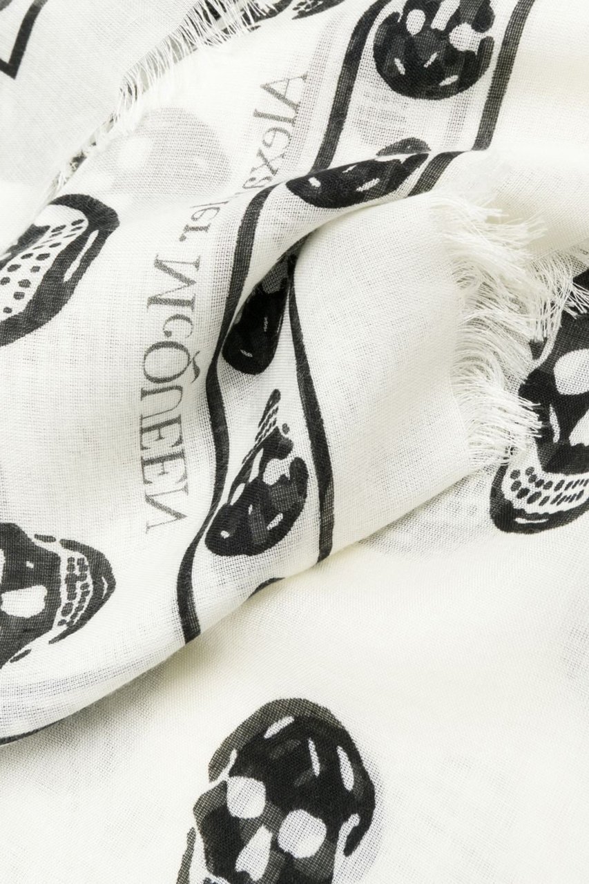 Alexander McQueen Scarfs White Wit