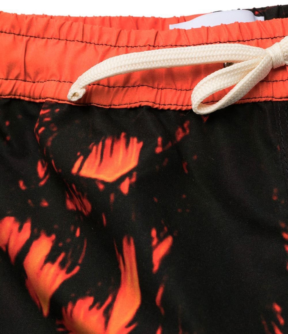 Blue Sky Inn Sea Clothing Orange Oranje