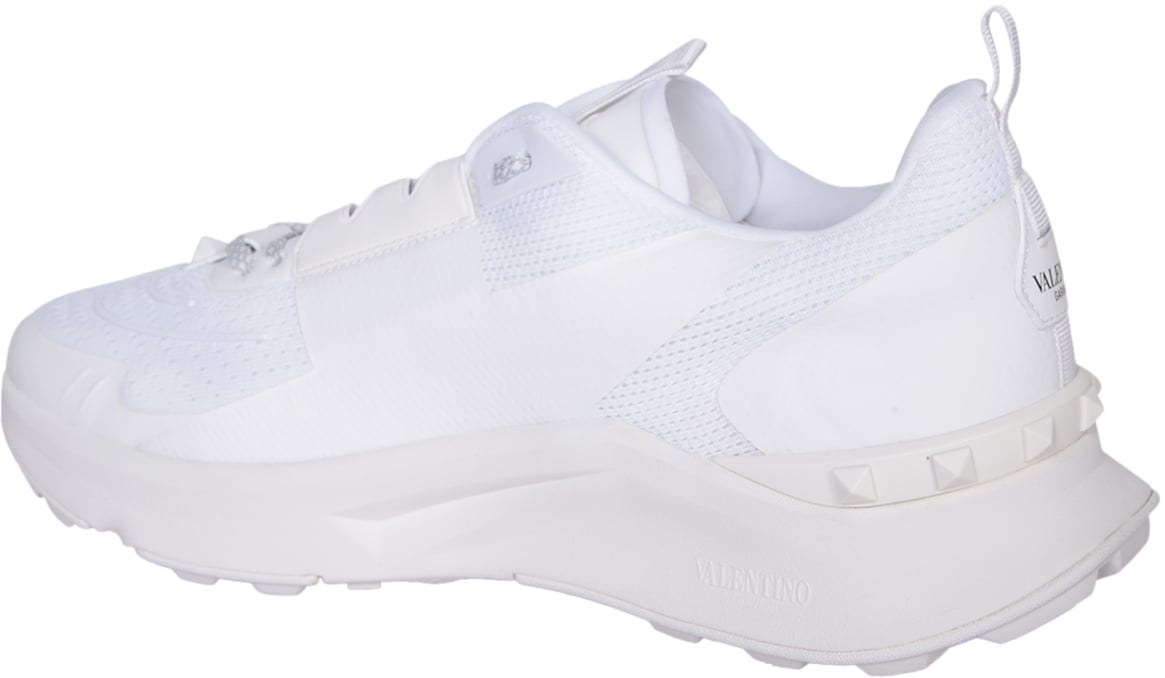 Valentino Valentino Garavani True Act Sneakers Wit