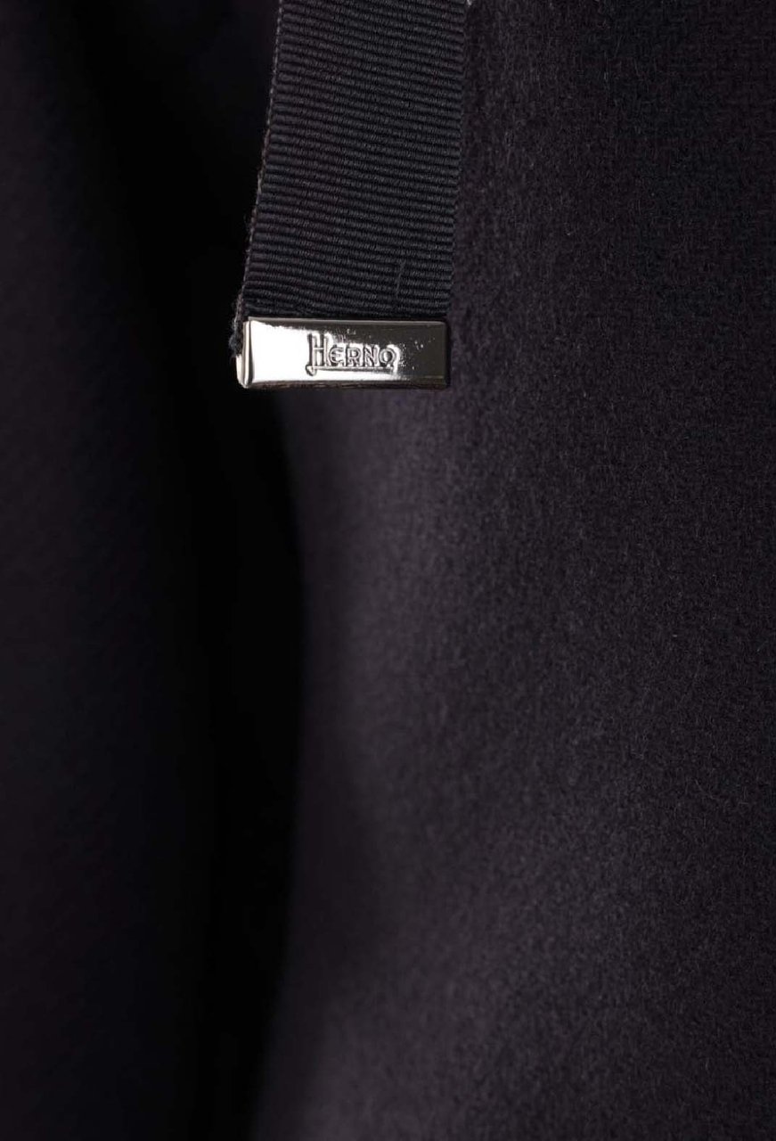 Herno Down jacket with virgin wool blend Zwart