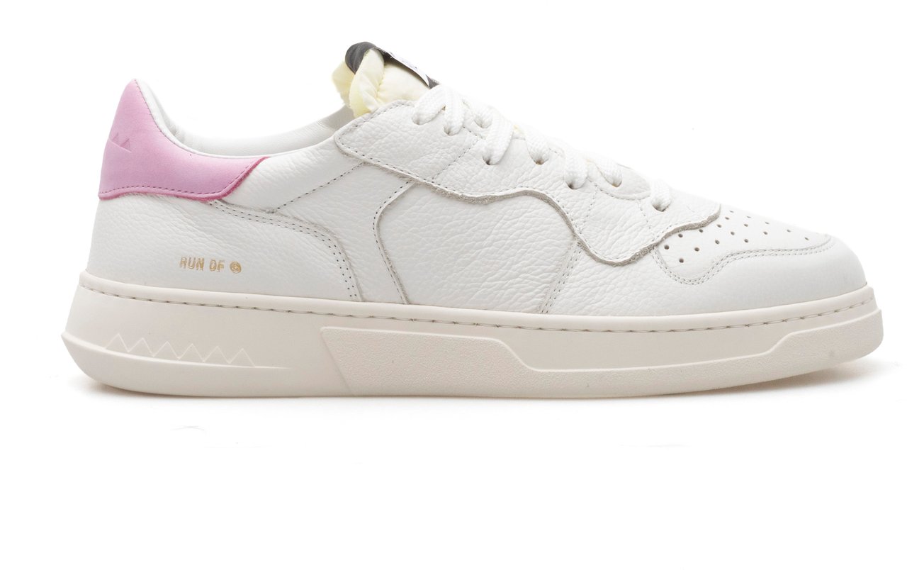 Run Of Sneakers White Wit