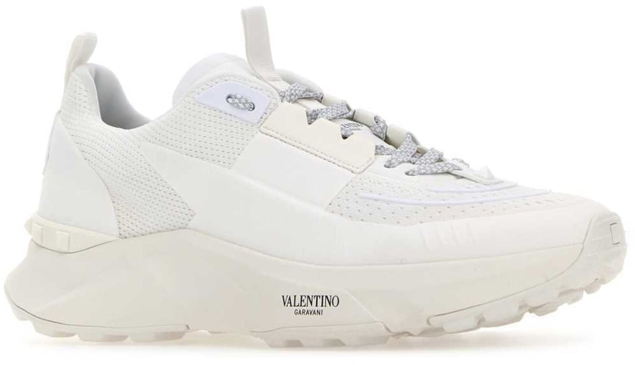 Valentino Valentino Garavani True Act Sneakers Wit