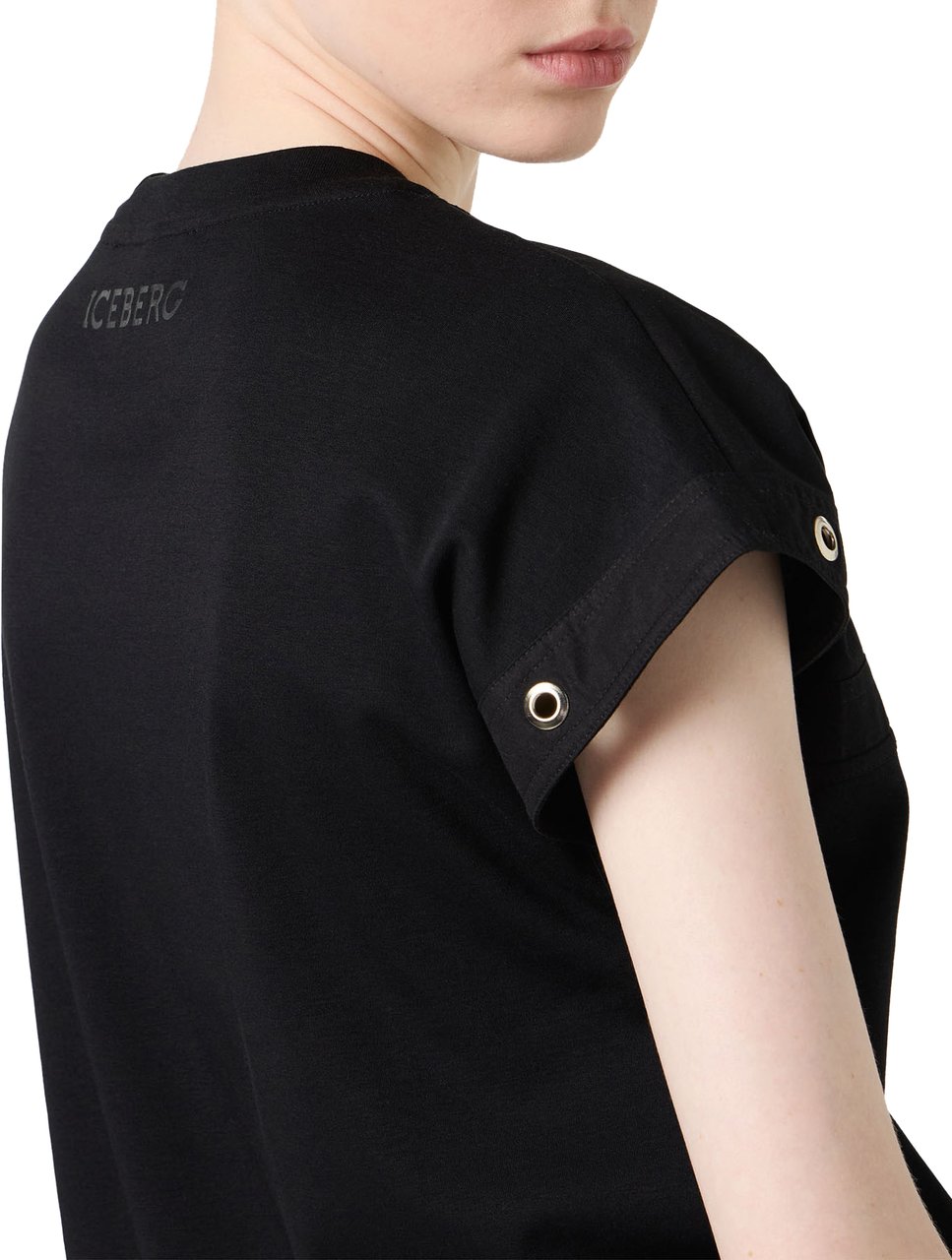 Iceberg Black T-shirt in GOTS certified sustainable interlock fabric Zwart
