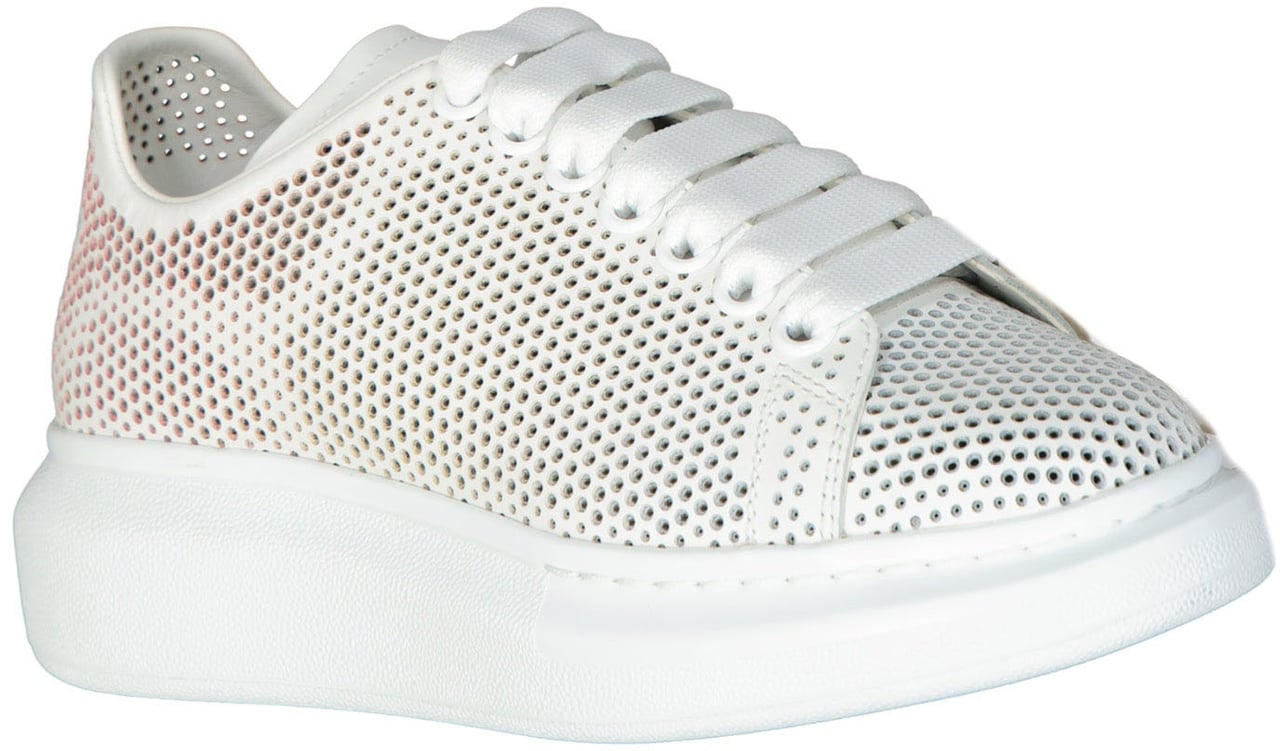 Alexander McQueen Alexander McQueen Oversized Dotted Cut-Out Sneakers Wit
