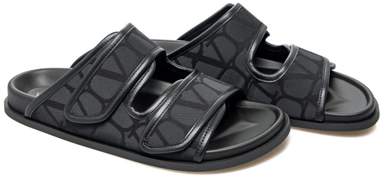 Valentino Valentino Garavani Toile Iconographe Flat Sandals Zwart