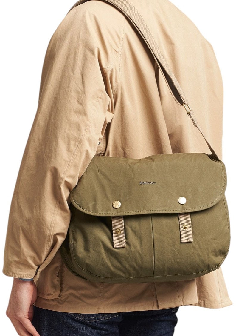 Barbour Sac postier Transport toile vert intérieur tartan UBA0745 GN31 Barbour Homme Groen