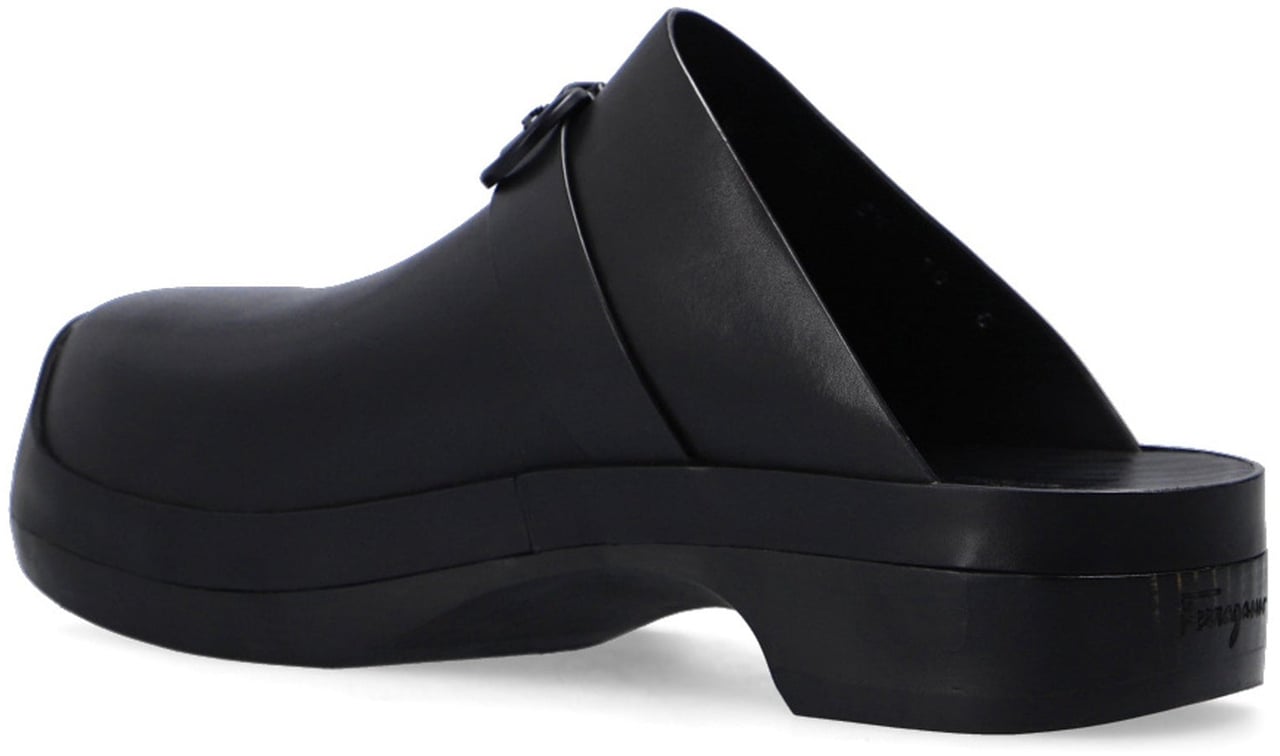Ferragamo Salvatore Ferragamo Nope Leather Slides Zwart