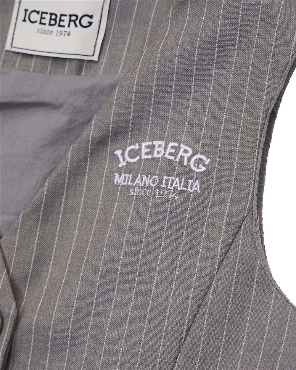 Iceberg KIDS -Grey Striped Fabric Vest with Iceberg Logo Zwart
