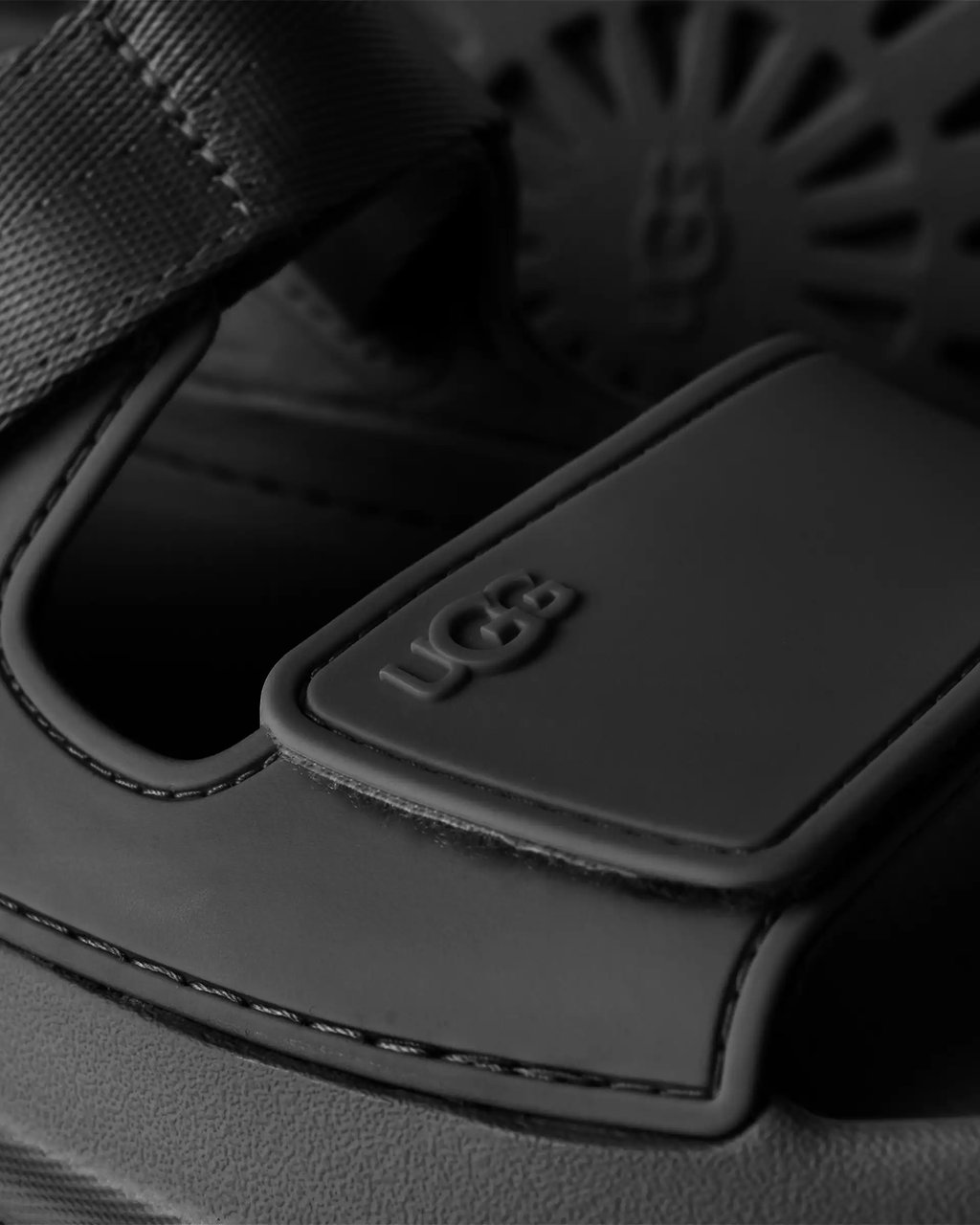 UGG Dames Goldenglow Sandaal Zwart Zwart