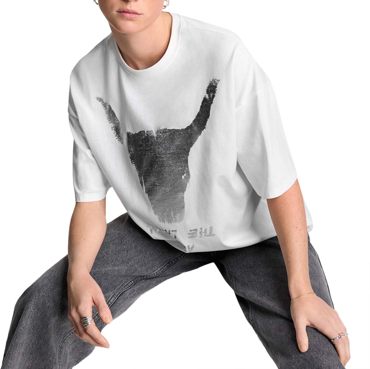 ALIX Knitted Silver Bull T-Shirt Wit