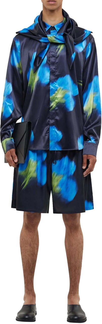 FLÂNEUR Blurred Flower Shorts | Black Zwart